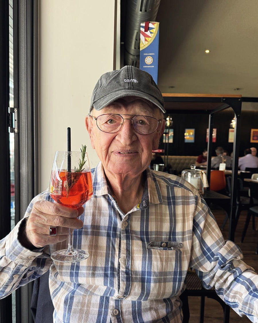 caffè cap with an aperitivo